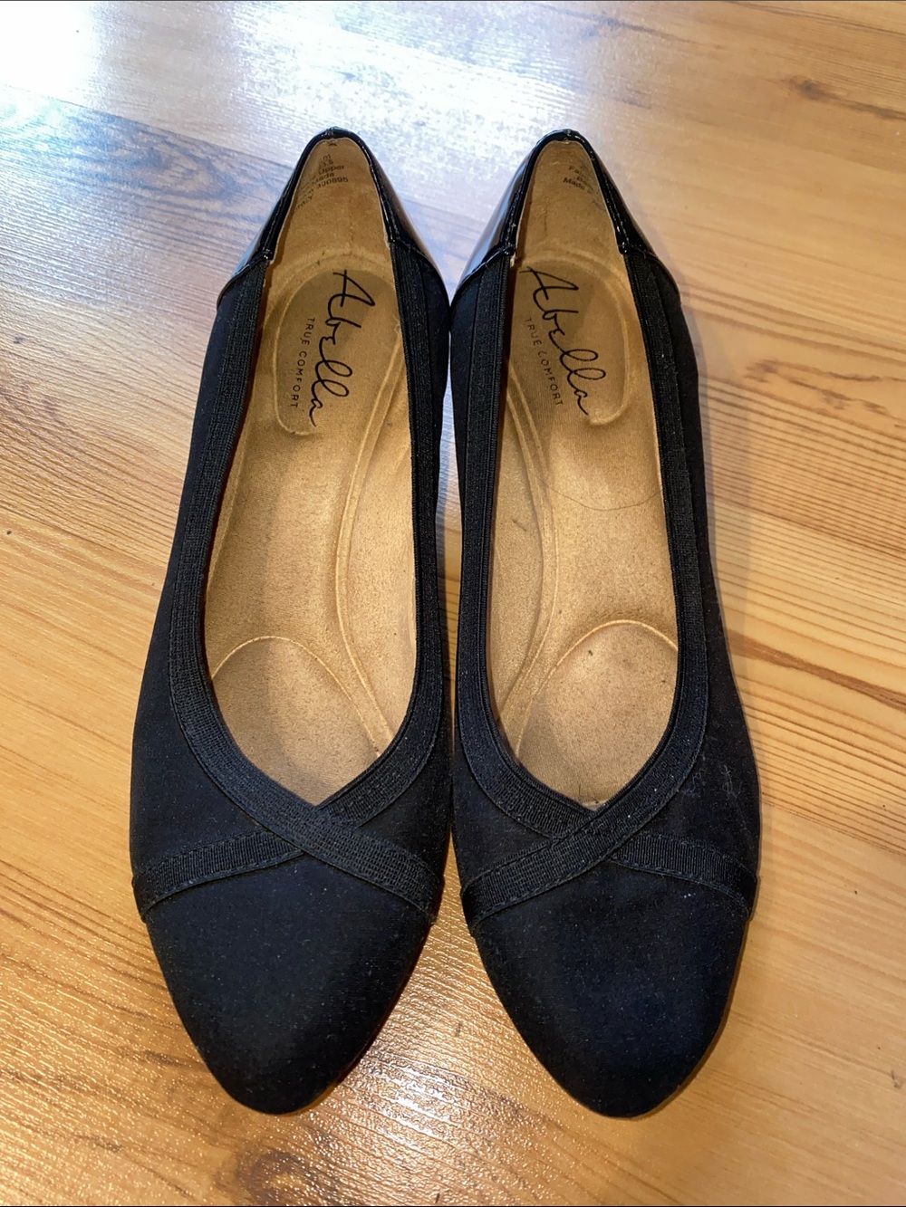 Aurielle Black Women's Slip-On Ballet Flats